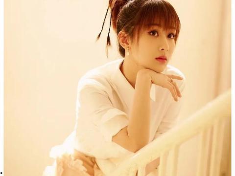 杨紫最新爆料新消息图片,揭秘新剧幕后故事，精彩瞬间抢先看