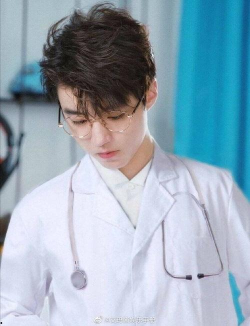 王俊凯文淇最新爆料,揭秘幕后故事与精彩瞬间